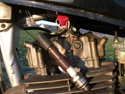 Suzuki_DR_250_S_original_schwarz_SJ42A_-_wie_GN_DR_125_250_400_500_S_SE_SP_370_52.jpg