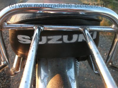 Suzuki_GT_185_original_rot_2-Takt_-_wie_GP_GT_125_200_X5_250_X7_62.jpg