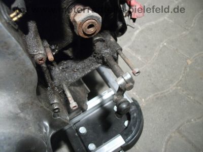 Motor_engine_moteur_Suzuki_GS40X_GSX_400_E_-_wie_GS25X_GSX_250_E_18.jpg