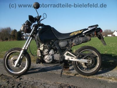 Honda_NX_650_Dominator_RD02_schwarz_Super-Moto_SuMo_Excel_17x3_50_und_17x4_25_-_wie_XL_XR_NX_SLR_FMX_500_600_650_RD_06_08_09_28.jpg