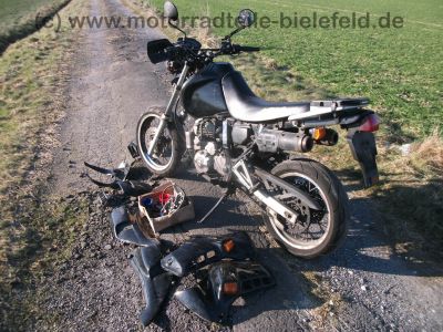 Honda_NX_650_Dominator_RD02_schwarz_Super-Moto_SuMo_Excel_17x3_50_und_17x4_25_-_wie_XL_XR_NX_SLR_FMX_500_600_650_RD_06_08_09_6.jpg