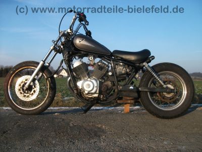Yamaha_XV_125_S_5AJ_Virago_-_wie_XV_250_535_3LW_3LS_2YL_3BR_3BT_Sachs_Roadster_125_28.jpg