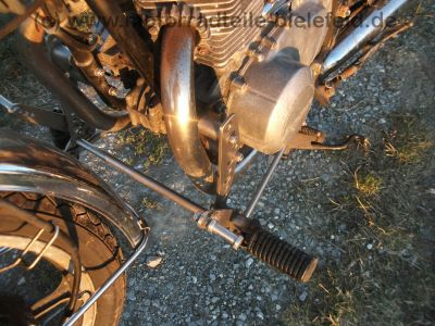Kawasaki_KZ_440_A_LTD_Chopper_schwarz_Twin_vorverlegte_Fussrastenanlage_-_wie_KZ_Z_LTD_250_400_440_A_B_C_H_LTD_29.jpg