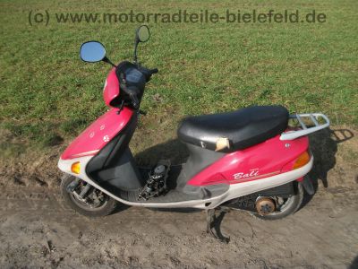 Honda_SJ_50_Bali_AF32_rot_EZ_95_2-Takt_Roller_49_ccm_3kw_50_kmh_5.jpg