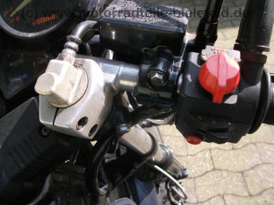 Honda_CBX_550_F_PC04_blau_OSIRIS_Laser_Auspuff_4in1_Magura_Lenker_Stahlflex_Bremsleitung_25kW_34PS_Drosselung_BOE_61.jpg