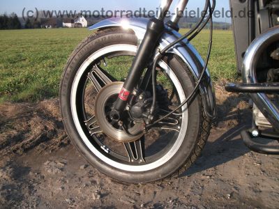 Honda_CX_500_C_PC01_rot_Custom_Chopper_orig__Auspuff_HM_449_462_1a_Chrom-Teile_32.jpg