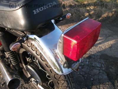 Honda_CX_500_C_PC01_rot_Custom_Chopper_orig__Auspuff_HM_449_462_1a_Chrom-Teile_7.jpg