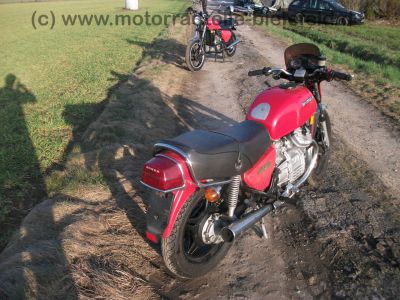 Honda_CX_500_rot_37kW_Front-Maske_JAMA_Auspuff_-_wie_CX_500_C_PC01_28.jpg