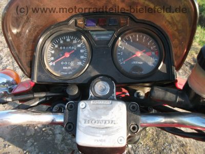 Honda_CX_500_rot_37kW_Front-Maske_JAMA_Auspuff_-_wie_CX_500_C_PC01_43.jpg