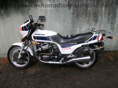 Honda_CX_650_E_RC12_weiss_70PS_Guellepumpe_-_wie_CX_500_650_C_E_PC01_PC06_RC11_127.jpg