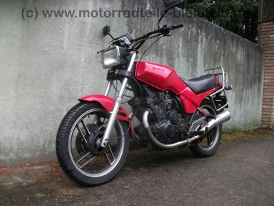 Yamaha_XS_400_DOHC_12E_feuerwehrrot_Fehling_Breitlenker_-_wie_XJ_XS_250_360_400_500_550_SE_3.jpg