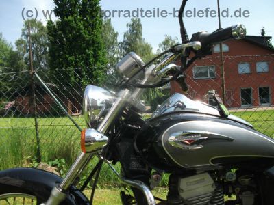 Kawasaki_BN_125_A_Eliminator_EZ_03_schwarz-silber_Sturzbuegel_Sissy-Bar_Gepaecktraeger_-_wie_EL_250_252_A_B_Eli_83.jpg