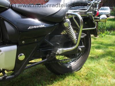 Kawasaki_BN_125_A_Eliminator_EZ_03_schwarz-silber_Sturzbuegel_Sissy-Bar_Gepaecktraeger_-_wie_EL_250_252_A_B_Eli_89.jpg