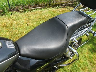 Kawasaki_BN_125_A_Eliminator_EZ_03_schwarz-silber_Sturzbuegel_Sissy-Bar_Gepaecktraeger_-_wie_EL_250_252_A_B_Eli_90.jpg