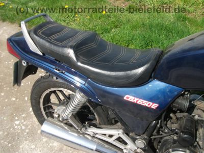 Honda_CBX_650_E_RC13_blau_2__75PS_Motor_Extras_Zubehoer_neuer_Auspuff_-_wie_CBX_550_750_F_F2_111.jpg