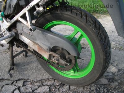 Kawasaki_GPZ_500_S_schwarz-gruen_ABM_Fussrasten_Motor_37_tKM-_wie_GPZ_KLE_EN_EX_500_A_B_C_D_LTD_Twin_22.jpg
