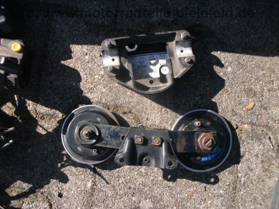 Honda_CB_900_F_F2_Boldor_Bol_D´Or_SC01_SC09_Teile_Mix_-_wie_CB_650_750_1100_F_F2_142.jpg