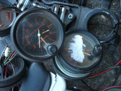 Honda_CB_900_F_F2_Boldor_Bol_D´Or_SC01_SC09_Teile_Mix_-_wie_CB_650_750_1100_F_F2_198.jpg