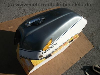 Honda_CB_900_F_F2_Boldor_Bol_D´Or_SC01_SC09_Teile_Mix_-_wie_CB_650_750_1100_F_F2_307.jpg