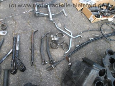 Honda_CB_900_F_F2_Boldor_Bol_D´Or_SC01_SC09_Teile_Mix_-_wie_CB_650_750_1100_F_F2_54.jpg