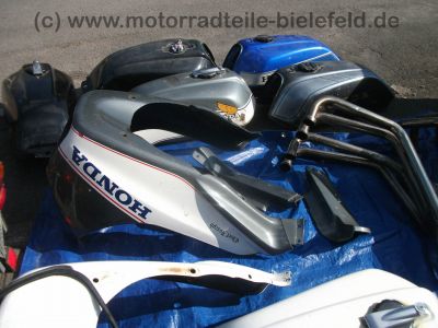 Honda_CB_900_F_F2_Boldor_Bol_D´Or_SC01_SC09_Teile_Mix_-_wie_CB_650_750_1100_F_F2_77.jpg