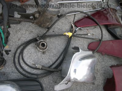 Honda_VT_600_C_Shadow_Custom-Umbau_Schwinge_Fender_Mono-Sitz_Tank-Tacho_orig__Auspuff_HM_MR1_E1_16tMls_37.jpg