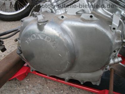 Honda_VT_600_C_Shadow_Custom-Umbau_Schwinge_Fender_Mono-Sitz_Tank-Tacho_orig__Auspuff_HM_MR1_E1_16tMls_51.jpg
