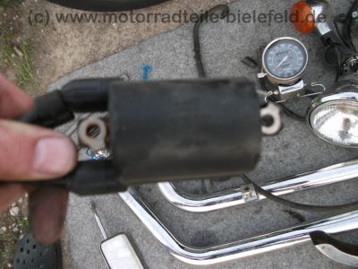 Honda_VT_600_C_Shadow_Custom-Umbau_Schwinge_Fender_Mono-Sitz_Tank-Tacho_orig__Auspuff_HM_MR1_E1_16tMls_62.jpg