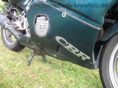 Honda_CBR_600_F_PC19_gruen_Sitzbank_neu_Sonderverkleidung_vorn_-_wie_PC23_CBR_1000_F_SC21_13.jpg