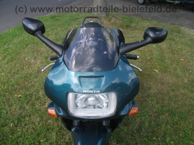 Honda_CBR_600_F_PC19_gruen_Sitzbank_neu_Sonderverkleidung_vorn_-_wie_PC23_CBR_1000_F_SC21_17.jpg