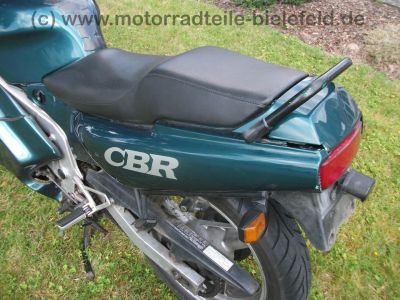 Honda_CBR_600_F_PC19_gruen_Sitzbank_neu_Sonderverkleidung_vorn_-_wie_PC23_CBR_1000_F_SC21_71.jpg