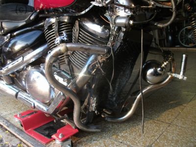 Suzuki_VL_800_Intruder_LC_VOLUSIA_Crash_Gepaecktraeger_mit_Koffer-System_-_wie_VS_VZ_VX_600_700_750_800_Marauder__41.jpg