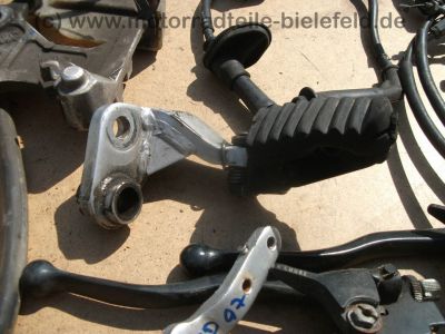 Honda_XRV_750_L_Africa_Twin_RD04_Ersatz-Teile_spare-parts_Motor_Getriebe_Elektrik_Tank_Schwinge_Airbox_-_vgl__XL_600_V_PD06_XRV_650_RD03_67.jpg