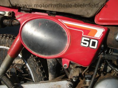 Suzuki_TS_50_XK_Enduro_Mokick_rot_TS_50_ER_KT_MTX_Tank_Heck-Traeger_-_wie_GT_RM_TS_50_80_X_K_50.jpg