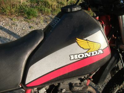 Honda_XL_600_R_Enduro_PD03_RFVC_orig__12_860Km_32kW_-_wie_XR_XL_250_R_MD11_ME06_XL_350_R_ND03_XR_XL_600_LM_RM_PD04_PE04_34.jpg