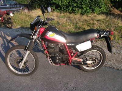 Honda_XL_600_R_Enduro_PD03_RFVC_orig__12_860Km_32kW_-_wie_XR_XL_250_R_MD11_ME06_XL_350_R_ND03_XR_XL_600_LM_RM_PD04_PE04_58.jpg