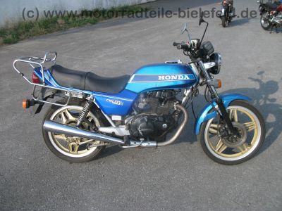 Honda_CB_400_N_blau_Schuh_Gepaeck-Traeger_-_wie_CM_CB_250_400_450_T_N_59.jpg