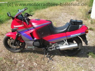 Kawasaki_GPX_600_R_ZX_600_C_rot-bunt_Micha_25kW_o__57_kW_orig__Auspuff_KHI_K_238_-_wie_GPZ_ZZR_ZZ-R_600_R_ZX_600_A_B_C_D_E_8.jpg