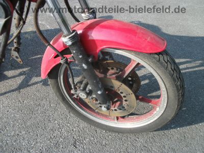 Kawasaki_GPZ_305_BD_Belt-Drive_Twin_rot_Kopfschaden_Riemen_OK_-_wie_KZ_Z_CSR_250_305_28.jpg
