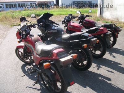 Kawasaki_GPZ_305_BD_Belt-Drive_Twin_rot_Kopfschaden_Riemen_OK_-_wie_KZ_Z_CSR_250_305_49.jpg