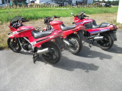 Kawasaki_GPZ_500_S_EZ92_rot_Laser_Auspuff_2-1_2_in_1_Pferrer_Verkleidung_44kW_60PS_EX_500_A_-_wie_LE_KLE_EN_450_500_A_D_1.jpg
