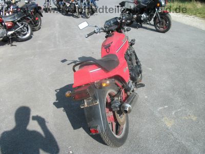 Kawasaki_GPZ_550_UT_rot_KZ550B_46kW_Auspuff_BSM_Future_4-1_4in1_-_wie_Z_KZ_500_550_750_A_B_C_D_E_F_H_LTD_42.jpg