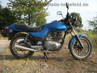 Suzuki_GSX_400_E_GK53C_blau_Sitz_gut_orig__Auspuff_1555_und_4440_-_wie_GSX_250_400_E_S_GK51C_GK53B_48.jpg