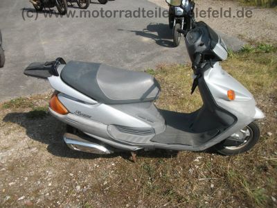 MBK_Flame_125_4NB_grau_Riss_Front-Fender_4-Takt_Roller_wie_Yamaha_XC_125_Cygnus_4NB_35.jpg
