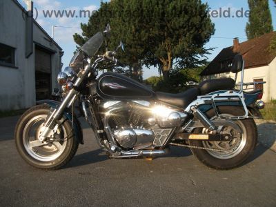 Suzuki_VZ_800_Marauder_Chopper_Cruiser_gruen_1a_gepflegt_Scheibe_Sissy-Bar_Koffer-Traeger_Chrom_Sturzbügel_Zusatz-Scheinwerfer_-_wie_VL_VS_800_1400_1500_Volusia_Intruder_1.jpg