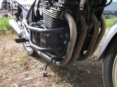 Yamaha_XJ_600_3KN_grau-weiss_49kW_67PS_Original-Verkleidung_hohe_Scheibe_Koffer-Traeger_-_wie_51J_XJ_550_650_700_750_900_70.jpg