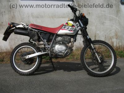Honda_XLR_125_R_JD16_weiss-rot_Enduro_offen_94_Kmh_-_wie_CLR_125_City-Fly_JD18_XR_125_L_JD19_Einzylinder_46.jpg