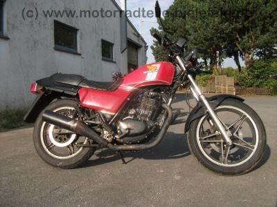 Honda_FT_500_PC07_rot_Einzylinder_single_-_wie_CB_XL_250_500_R_S_PD01_PD02_MC02_43.jpg