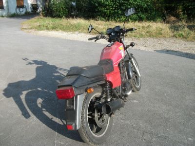 Honda_FT_500_PC07_rot_Einzylinder_single_-_wie_CB_XL_250_500_R_S_PD01_PD02_MC02_46.jpg