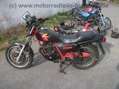 Honda_FT_500_PC07_schwarz_Einzylinder_single_-_wie_CB_XL_250_500_R_S_PD01_PD02_MC02_9.jpg